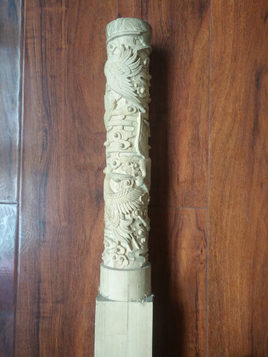 青島鴻吉木雕雕刻機